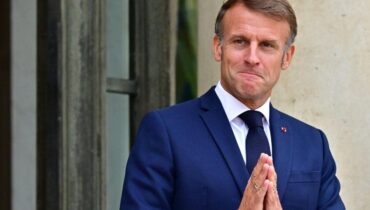 Apéro de Noël Bowling Brigitte Macron Emmanuel Macron famille Maurepas Yvelines