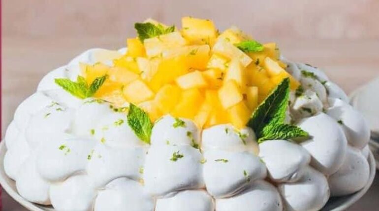 Ananas Dessert Fruit Aidan mangues Meringue Pavlova Recette facile