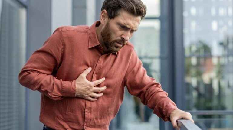 Choc émotionnel : comment l’annonce d’un décès peut déclencher un AVC ou une crise cardiaque fatale AVC Choc émotionnel Crise cardiaque Gestion du stress santé cardiovasculaire Stress aigu