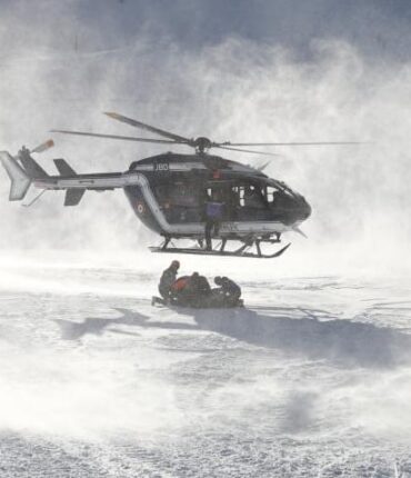 Vars : une skieuse de 19 ans retrouvée en arrêt cardiorespiratoire une heure après la fermeture des pistes