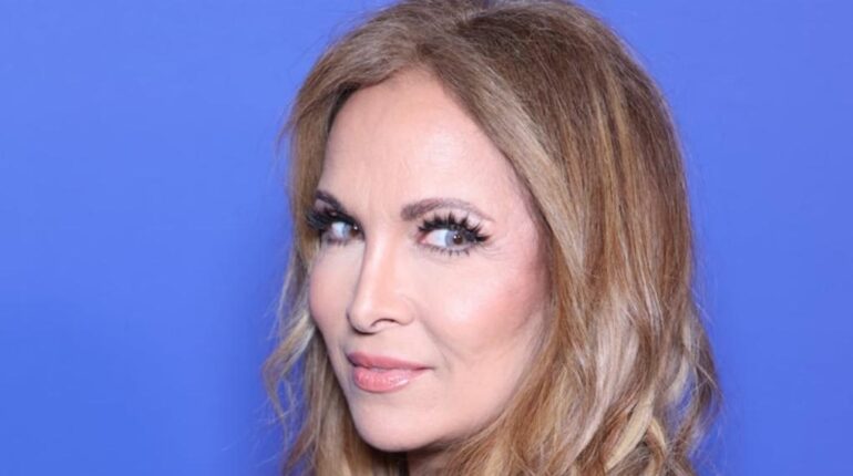 Hélène Ségara soutient Nolwenn Leroy après la polémique sur son album « Bretonne » associé au RN actualité politique France Actualités musique Hélène Ségara Île bretonne Jarry polémique Nolwenn Leroy