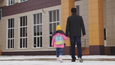 allocation de rentrée scolaire Ces élèves futés Conditions climatiques Droit de retrait éducation Enseignants Établissements scolaires