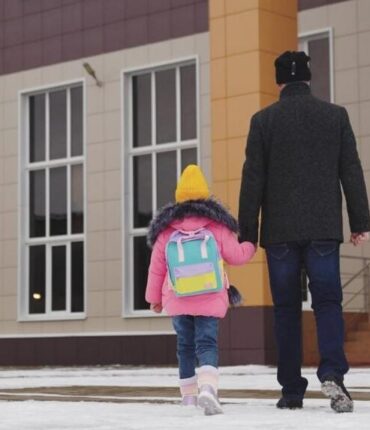 Rentrée scolaire 2026 : des salles de classe à 7°C provoquent le renvoi d&rsquo;élèves et l&rsquo;exercice du droit de retrait