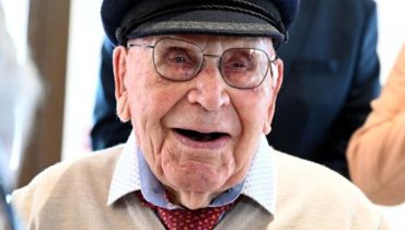 accusent la France Centenaire Décès Doyen histoire Normandie 