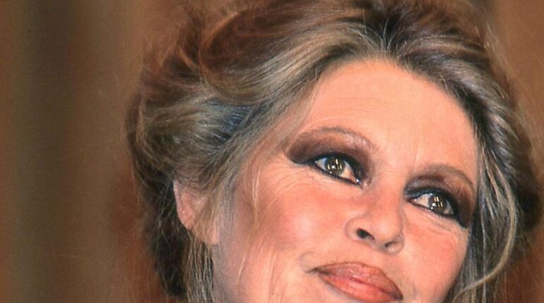 Chappell Roan retire son hommage à Brigitte Bardot après avoir découvert ses condamnations pour incitation à la haine Brigitte Bardot Chappell Roan Controverse hommage Incitation à la haine