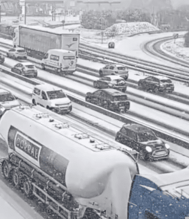 Île-de-France : 1 000 km de bouchons sous la neige, le record historique de 2018 pulvérisé