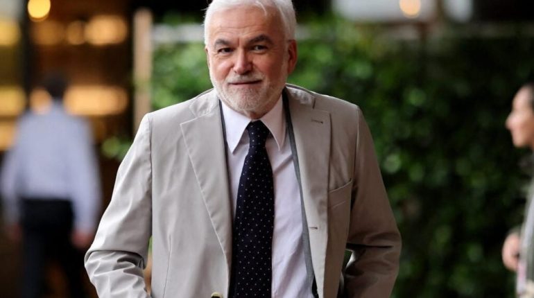 actualité politique France Actualités médias CNews Pascal Praud Sarah Knafo 