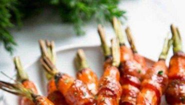 Carottes au bacon et sirop d’érable : la recette en 3 étapes qui transforme un légume ordinaire en accompagnement gourmand Carottes au bacon et sirop d’érable : la recette en 3 étapes qui transforme un légume ordinaire en accompagnement gourmand