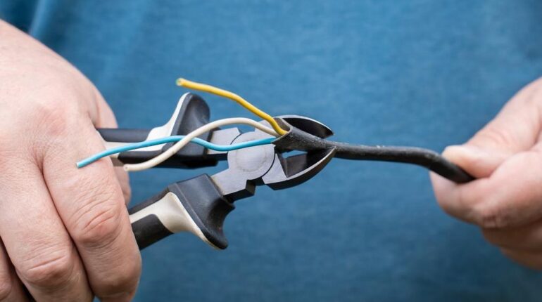 Californie Électrocution Panne de courant Pomona Vol de câbles