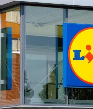 Stationnement nocturne : Lidl loue ses places de parking 3€ la nuit après 18h, un test qui pourrait s&rsquo;étendre en France