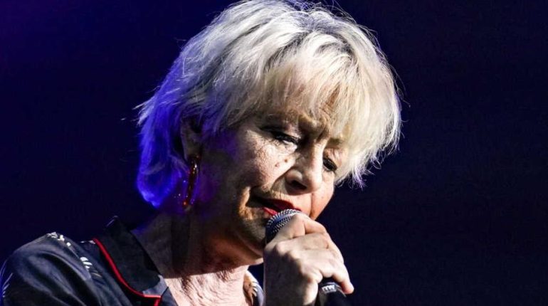 60 Millions de consommateurs Argent de poche confidences Brigitte Macron Difficultés financières Huissiers 