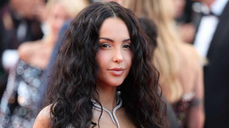 Actualités people Dubaï influenceuse les stars de téléréalité LGBTQIA+ Nabilla Benattia