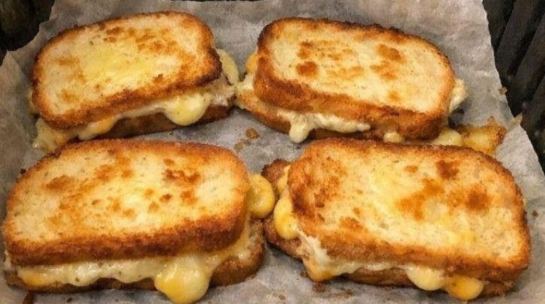 Air fryer Boules de fromage Cuisine facile Recette rapide Toast au fromage 