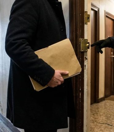 Expulsion de squatteurs : la facture d&rsquo;énergie, document indispensable pour éviter la procédure judiciaire longue