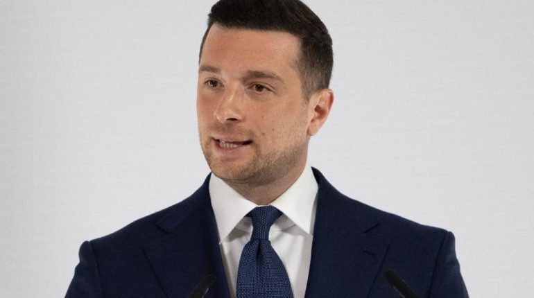 Accord commercial Agriculteurs Emmanuel Macron Jordan Bardella Mercosur Politique Européenne Rassemblement National 