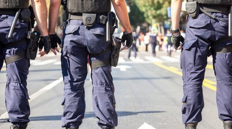 abattu par la police accusent la France Code de la sécurité sociale Collectifs citoyens Insécurité Manifestation 