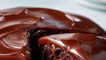 Fudge au chocolat : la recette qui reproduit le goût de l’enfance en 5 minutes chrono Fudge au chocolat : la recette qui reproduit le goût de l’enfance en 5 minutes chrono