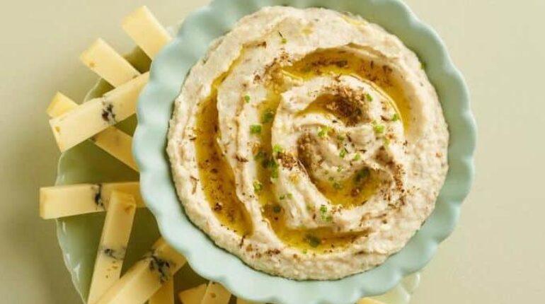 Chou-fleur et Morbier : la recette inattendue d’une tartinade aux saveurs fromagères et orientales Astuce cuisine Chou-fleur Cuisine orientale fromage Morbier Recette beauté Tartinades