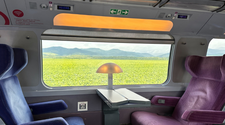 allaité trois enfants Discrimination Familles Sécurité dans les transports SNCF TGV 