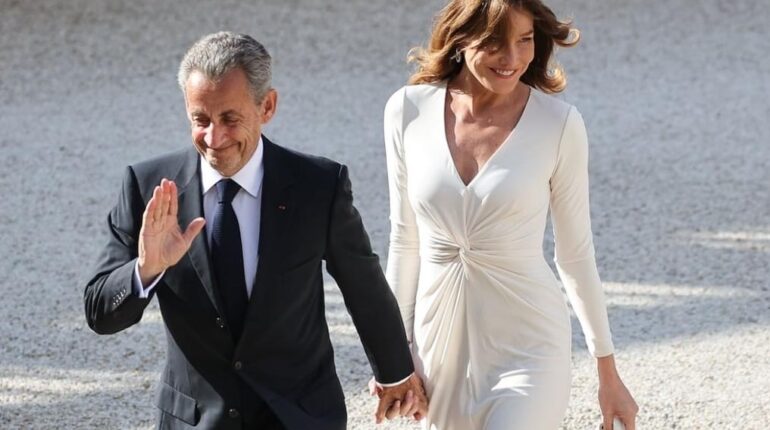 Cap Nègre : Nicolas Sarkozy et Carla Bruni accusés d’avoir mobilisé les autorités pour imposer un raccordement au tout-à-l’égout Abus de pouvoir Affaire Cap Nègre Cap Nègre Carla Bruni Nicolas Sarkozy Raccordement égout