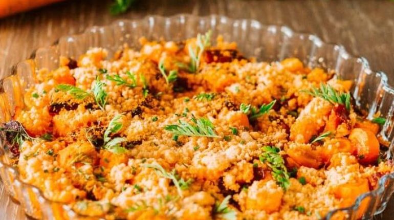 Chorizo Crumble salé Fanes de carottes Miel ail Plat principal Recette américaine 