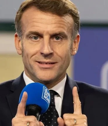 Emmanuel Macron et la menace permanente : de la tentative au couteau de 2018 aux slogans de mort du Puy-en-Velay