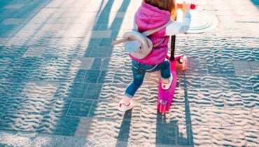 Abandon d'enfant accident bloquer un camion faits divers Toulouse injustice