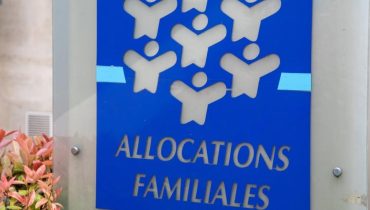 Allocations familiales Contrôle des aides l'aide sociale Parentalité Politique familiale