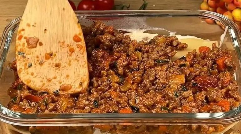 Béchamel Bolognese Cuisine italienne Lasagnes Plat principal Recette américaine 