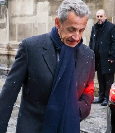 Obsèques de Marie-Josèphe Balladur : Édouard Balladur affaibli, soutenu par Sarkozy et les figures de la droite