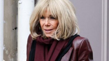Brigitte Macron Démenti Fausses rumeurs Harcèlement en ligne plaintes aléatoires Première dame