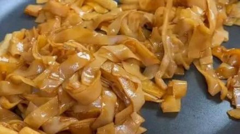Bœuf Cuisine asiatique Cuisine cantonaise Nouilles de riz Plat sauté Recette américaine