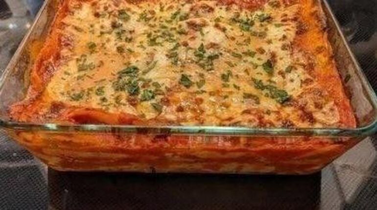 Dîners express : la formule 1-2-3-4 qui transforme quatre ingrédients en repas complets en 30 minutes 4 ingrédients Cuisine facile Dîners express Recettes rapides Repas complets Soir de semaine