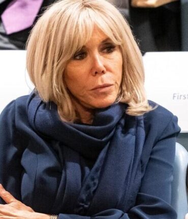 Brigitte Macron porte l&rsquo;alliance de sa sœur décédée à 6 ans : « Elle est avec moi tous les jours »