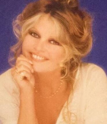 Obsèques de Brigitte Bardot : pourquoi son cercueil en osier tressé reflète ses valeurs écologiques