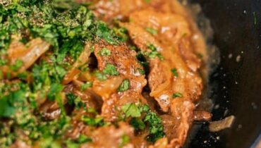 Bœuf Cuisine française Normande Oignons confits Recette beauté Vinaigre de cidre