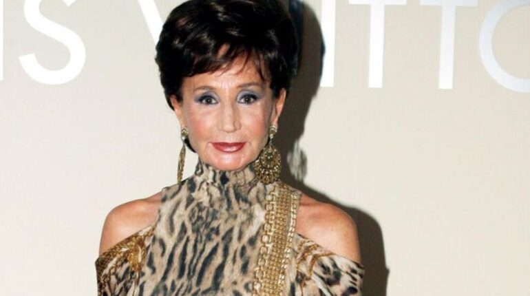 Jacqueline de Ribes, figure de la haute couture encouragée par Yves Saint-Laurent, est décédée à 96 ans Amour moderne Décès Haute couture Icône de mode Mode parisienne Yves Saint-Laurent