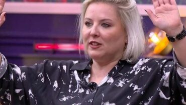 Actualités musique Assurance émotionnelle Émission de télé-réalité Etat de Victoria Lara Fabian Marlène Schaff Star Academy