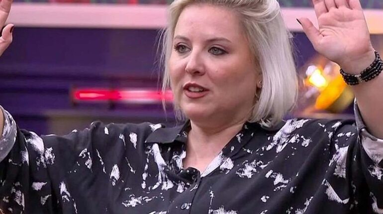 Actualités musique Assurance émotionnelle Émission de télé-réalité Etat de Victoria Lara Fabian Marlène Schaff Star Academy