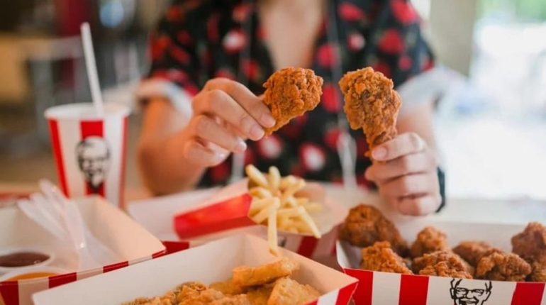 accusent la France Affluence Chiffre d'affaires Halal KFC Restauration rapide 