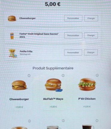 McDonald&rsquo;s modifie son menu McSmart : un dessert remplace le deuxième burger et déclenche la grogne des clients