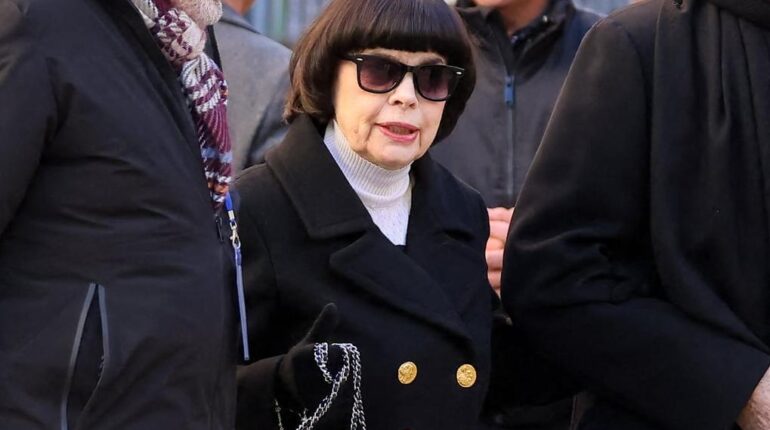 agriculture Aveyron Brigitte Bardot cinéma français hommage Mireille Mathieu Obsèques