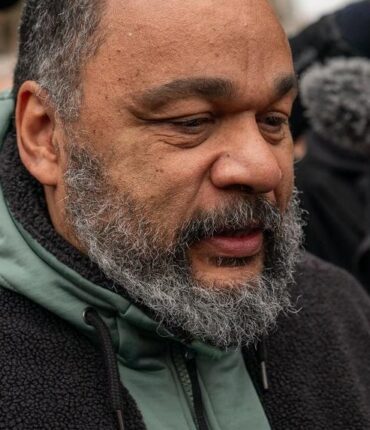 Dieudonné : intervention des gendarmes dans les Alpes-Maritimes pour stopper un spectacle interdit par la préfecture