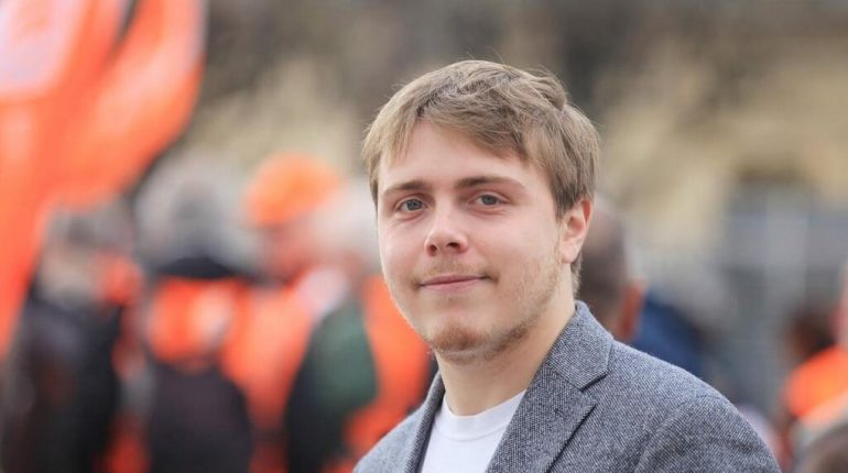 actualité politique France Désinformation Extrême Droite La France Insoumise Louis Boyard Montre de luxe 