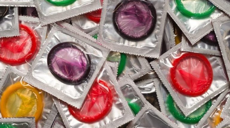 Débat société Jeux Olympiques d'hiver JO d'hiver Santé sexuelle Sécurité dans les transports Village olympique 