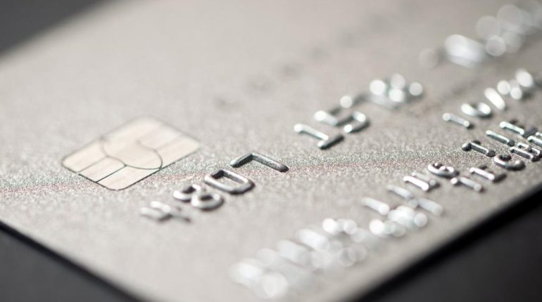 Arnaque bancaire code QR Cybercriminalité Données personnelles fraude carte bancaire sécurité bancaire 