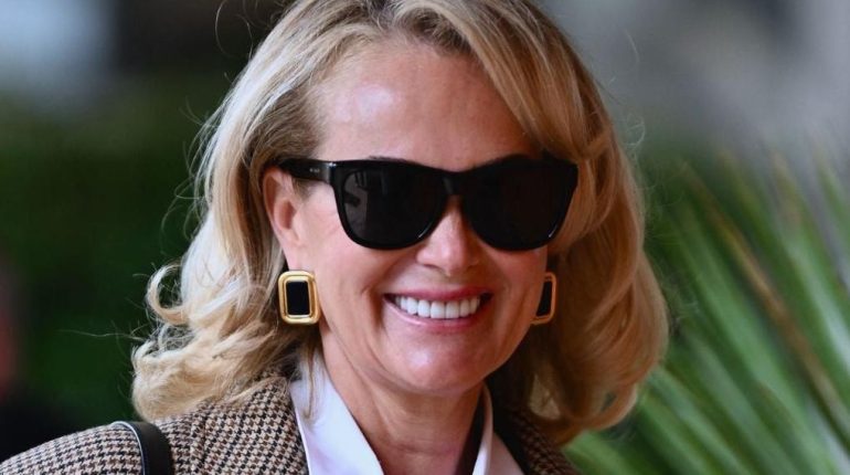 Fiscalité Floride Laeticia Hallyday Miami Projet Résidence Proximité Familiale Serge Varsano 