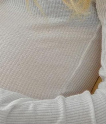 Oklahoma : Une fillette de 11 ans accouche seule à domicile, ses parents inculpés pour absence totale de suivi médical