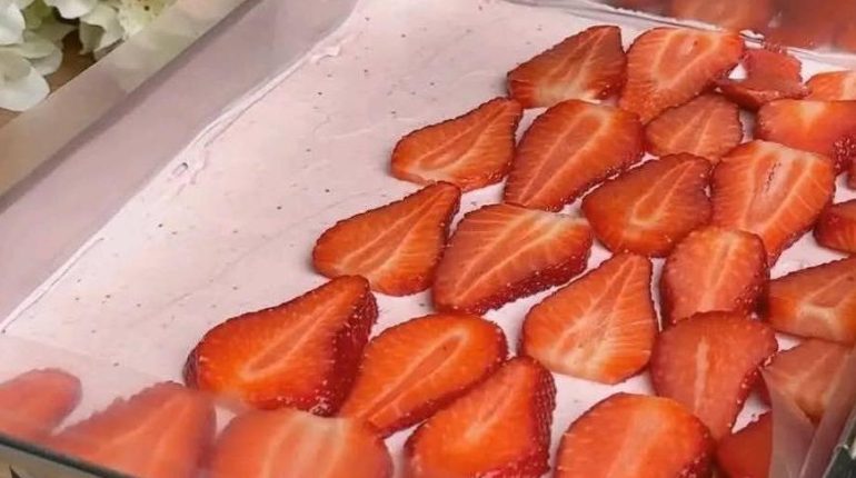 Barres chocolatées bienfaits fraise Choux à la crème Conservation gâteau Crème dessert Idée recette Pâtisserie 