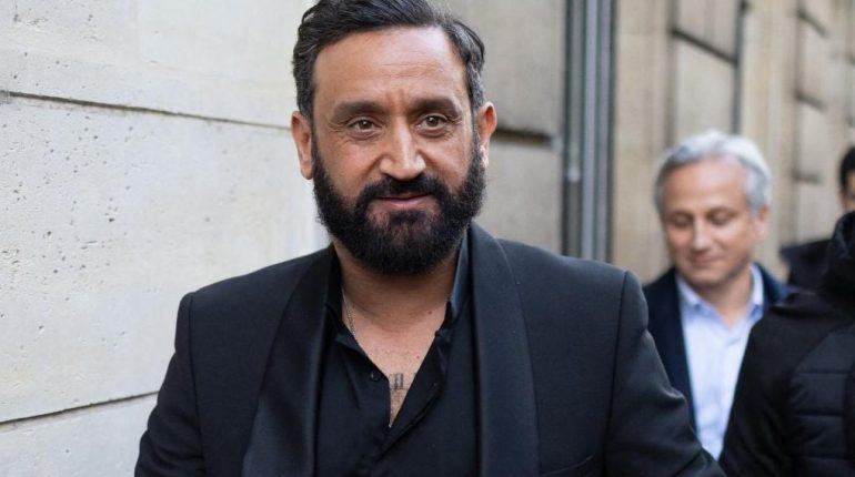 Actualités people Complication grossesse Congé de naissance Cyril Hanouna Kelly Vedovelli TPMP 